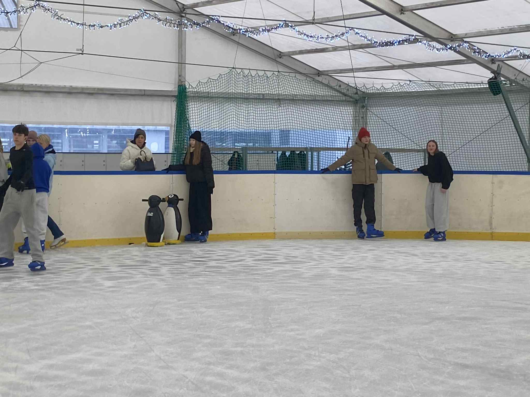 Mikołajkowe lodowisko klasy 8a